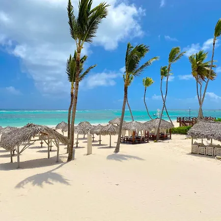 Los Corales Villas & Apartments Resort Wifi Beach Club & Spa